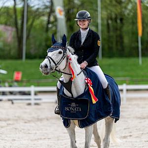 Tübingen im Fokus: Maxi Fimpel, Jana Roth und Elin Sorg setzen Ausrufezeichen 💥🐎