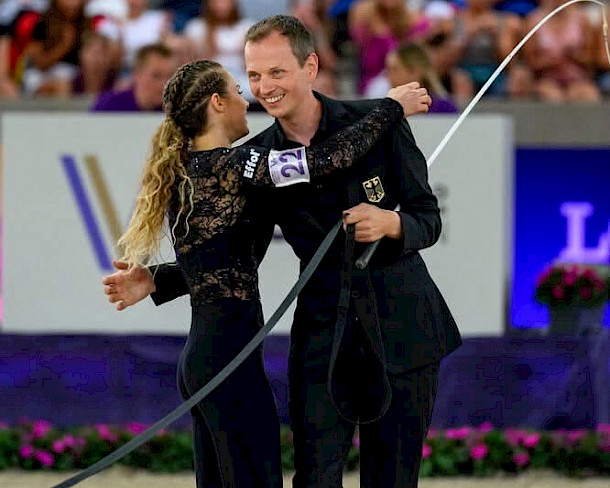 PSK Oberschwaben gratuliert seinem Ausnahme-Longenführer - Goldenes Longierabzeichen für Daniel Zembrot 🥇
